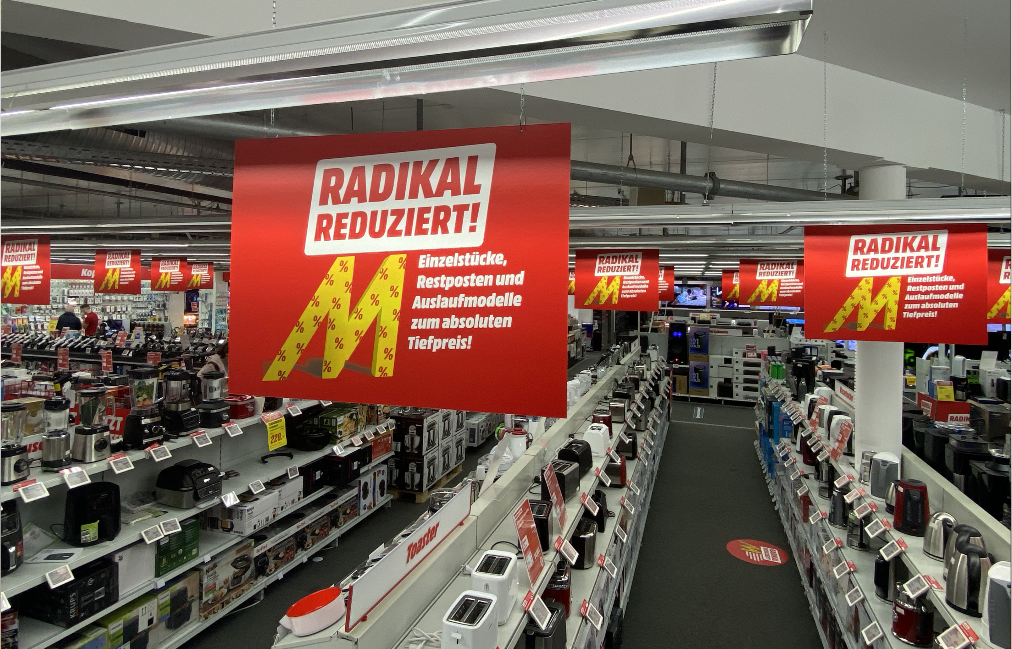Deckenhänger_Ladenbau